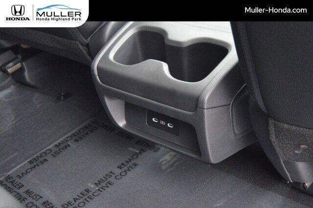 new 2025 Honda Odyssey car, priced at $43,670