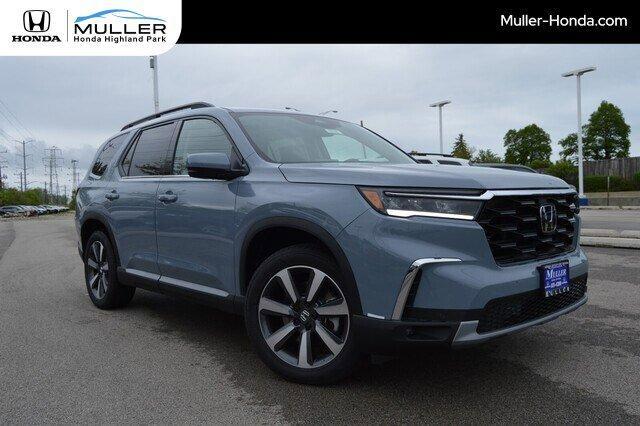new 2025 Honda Pilot car, priced at $51,505