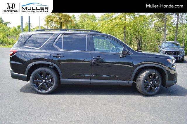 new 2025 Honda Pilot car, priced at $56,760