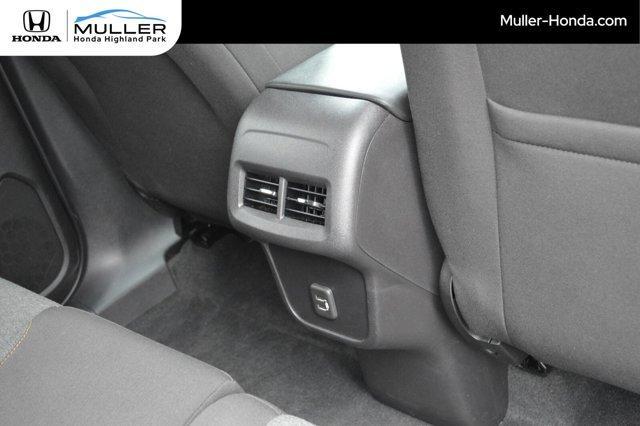 used 2024 Chevrolet Equinox car, priced at $24,994