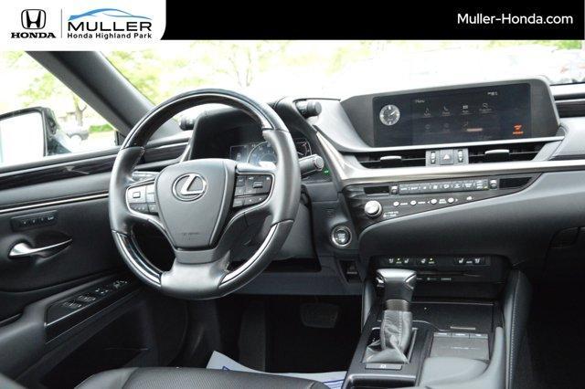 used 2021 Lexus ES 250 car, priced at $33,894
