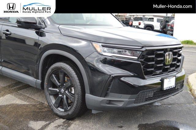 used 2025 Honda Pilot car, priced at $53,884