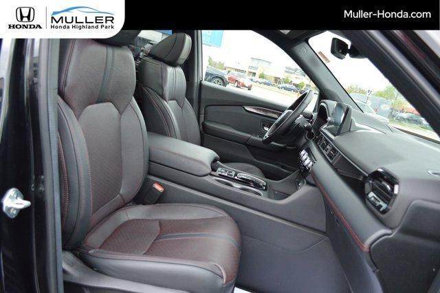 used 2025 Honda Pilot car, priced at $53,884