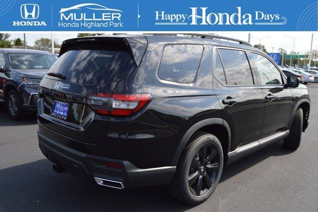 new 2025 Honda Pilot car, priced at $56,665