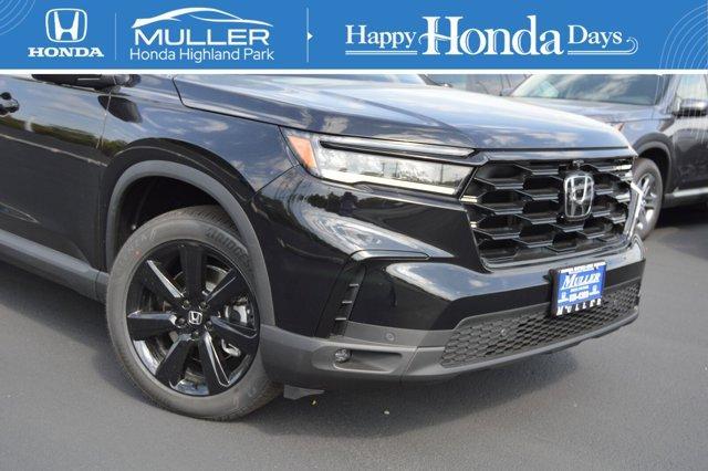 new 2025 Honda Pilot car, priced at $56,665