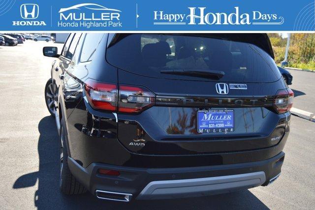 new 2025 Honda Pilot car, priced at $54,475