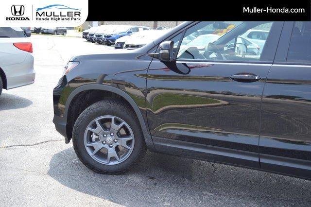 used 2024 Honda Passport car, priced at $40,994