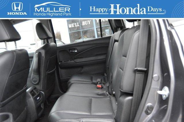 used 2021 Honda Pilot car, priced at $32,844