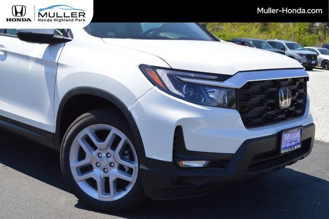 new 2025 Honda Passport car, priced at $46,105