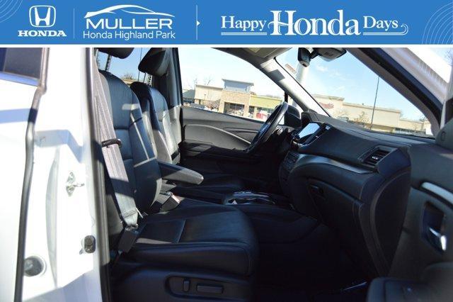 used 2021 Honda Pilot car, priced at $31,674