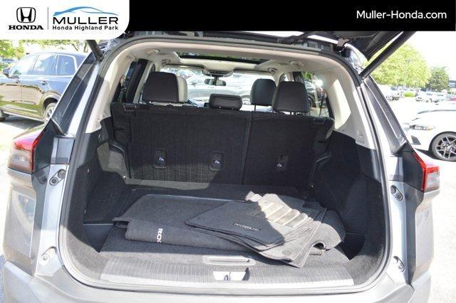 used 2021 Nissan Rogue car, priced at $21,994