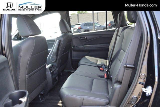 used 2022 Honda Passport car, priced at $34,994