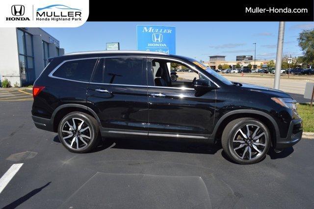 used 2022 Honda Pilot car, priced at $27,994