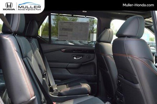 new 2025 Honda Pilot car, priced at $51,830