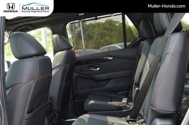 new 2025 Honda Pilot car, priced at $51,830