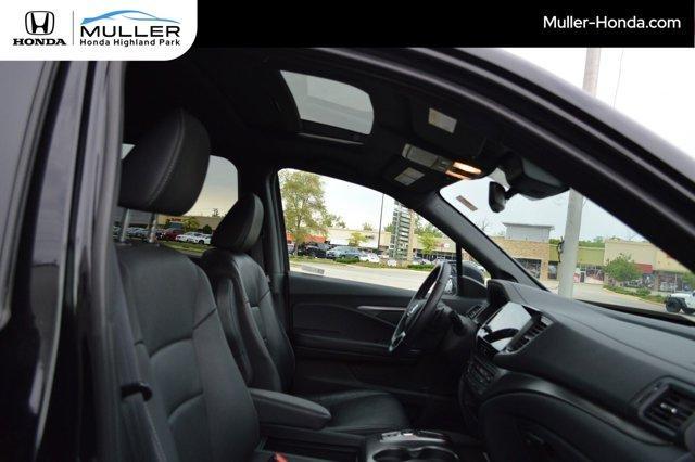 used 2022 Honda Passport car, priced at $31,894