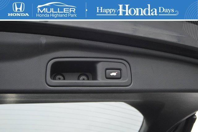 used 2022 Honda Pilot car, priced at $33,994