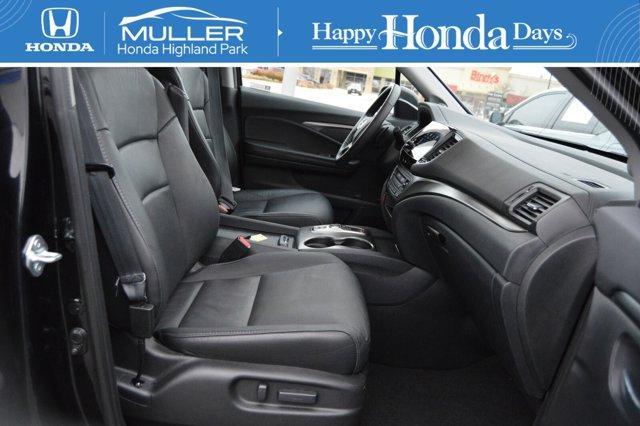 used 2022 Honda Pilot car, priced at $33,994