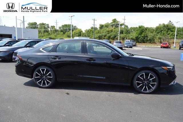 new 2025 Honda Accord Hybrid car, priced at $40,450