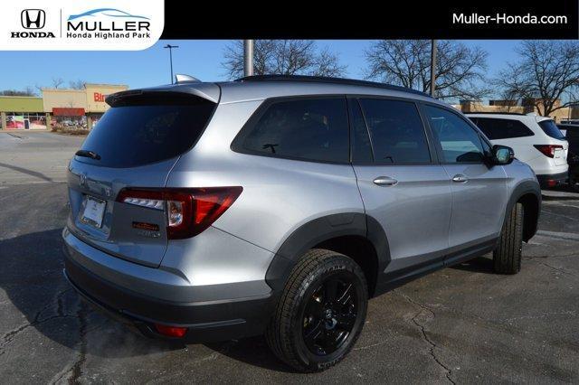 used 2022 Honda Pilot car, priced at $35,994