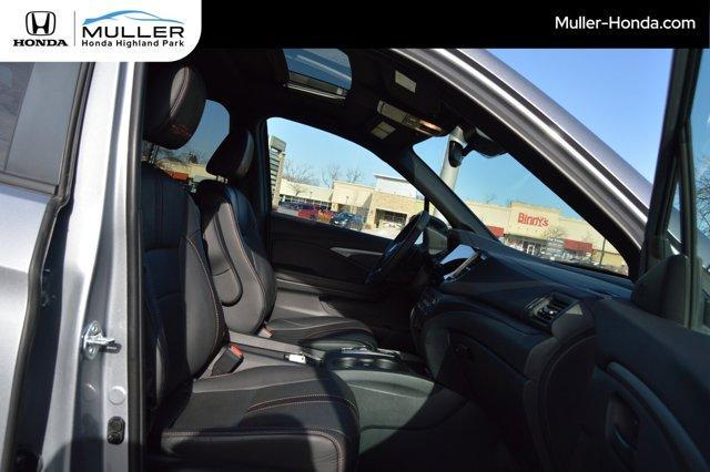 used 2022 Honda Pilot car, priced at $35,994