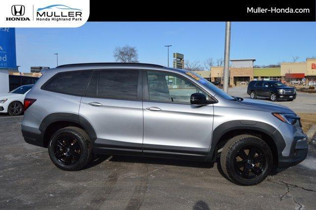 used 2022 Honda Pilot car, priced at $35,994