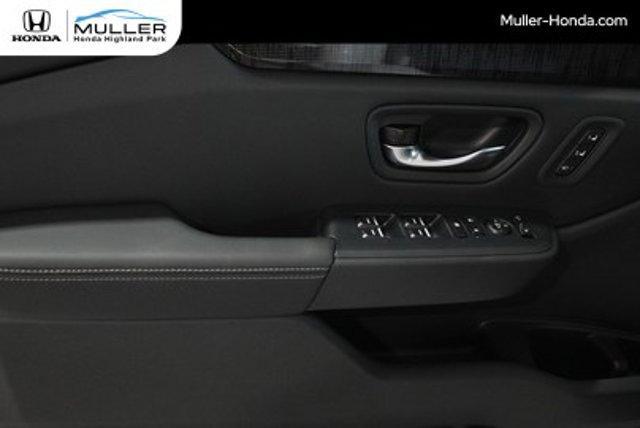 new 2025 Honda Pilot car, priced at $54,985