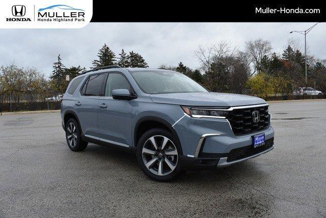 new 2025 Honda Pilot car, priced at $54,985