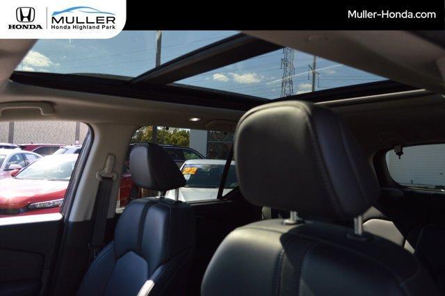 used 2024 Honda Pilot car, priced at $42,994