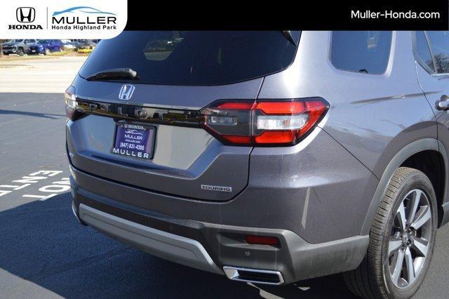 used 2024 Honda Pilot car, priced at $42,994