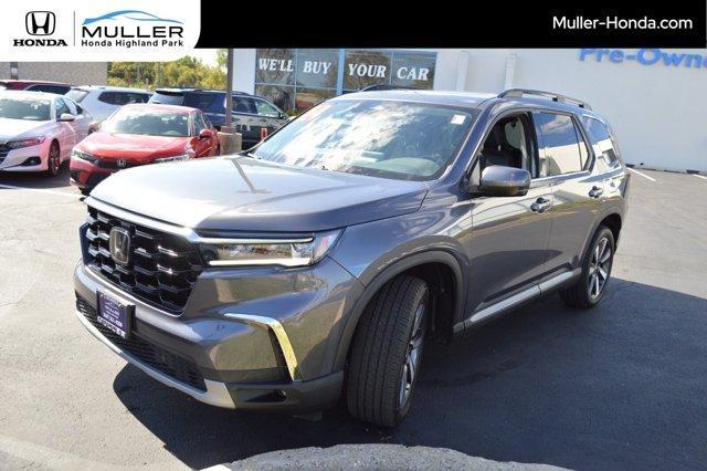 used 2024 Honda Pilot car, priced at $42,994