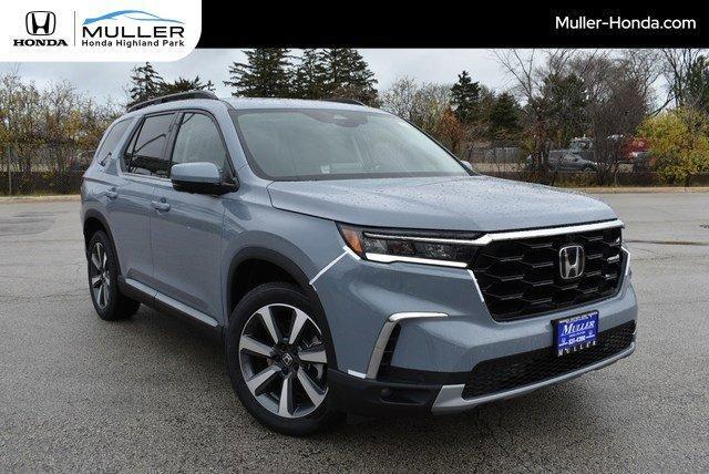 new 2025 Honda Pilot car, priced at $54,985