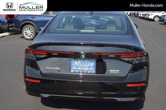 new 2025 Honda Accord Hybrid car, priced at $40,450