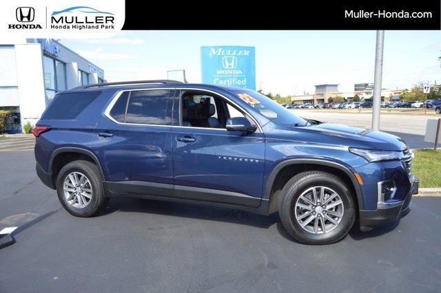 used 2023 Chevrolet Traverse car, priced at $32,994