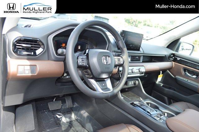 new 2025 Honda Pilot car, priced at $54,575