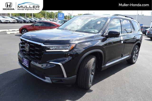 new 2025 Honda Pilot car, priced at $54,575