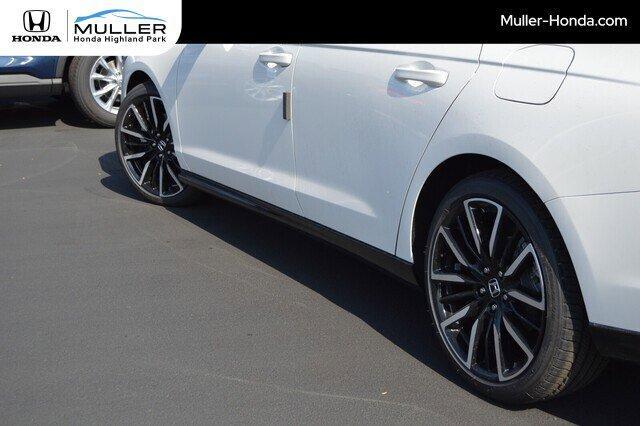 new 2025 Honda Accord Hybrid car, priced at $40,905