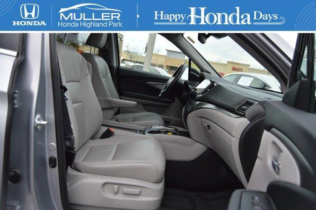 used 2022 Honda Pilot car, priced at $30,994