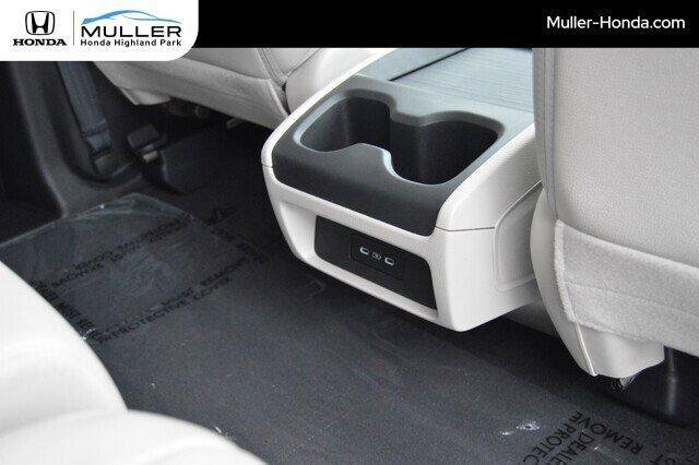 new 2025 Honda Odyssey car, priced at $44,125