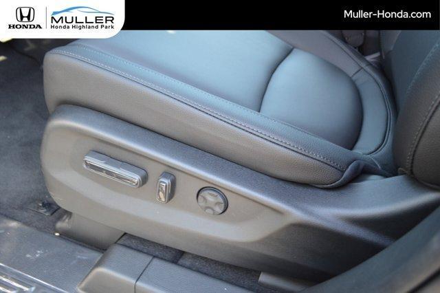 new 2026 Honda Odyssey car, priced at $44,290