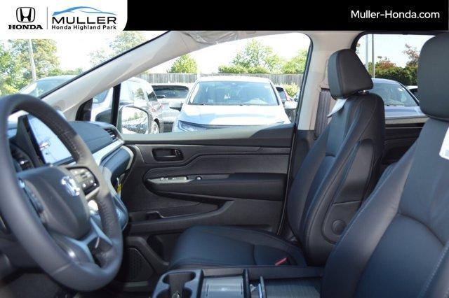 new 2026 Honda Odyssey car, priced at $44,290