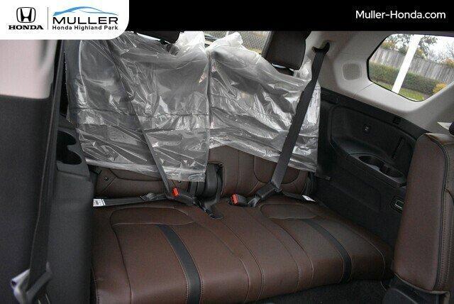new 2025 Honda Pilot car, priced at $55,030