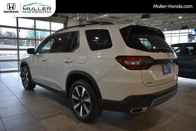 new 2025 Honda Pilot car, priced at $55,030