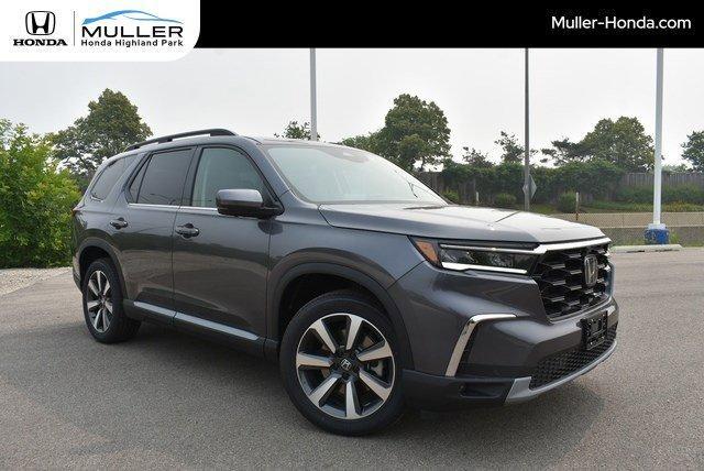 new 2025 Honda Pilot car, priced at $54,530