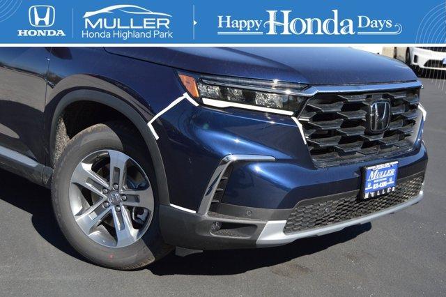 new 2025 Honda Pilot car, priced at $48,175