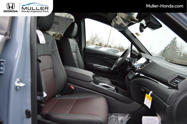 new 2025 Honda Ridgeline car