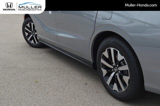 new 2026 Honda Odyssey car, priced at $44,290
