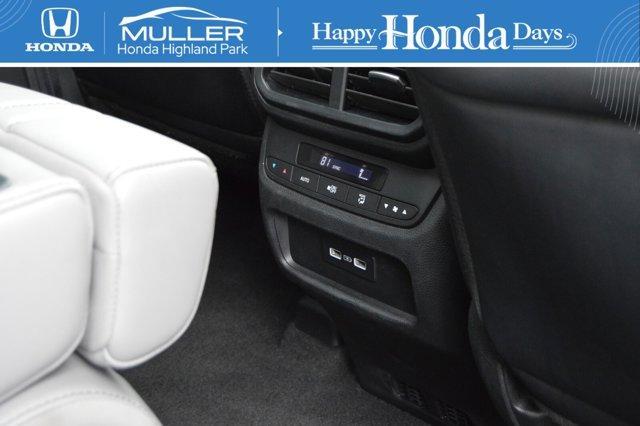 used 2023 Honda Pilot car, priced at $42,494