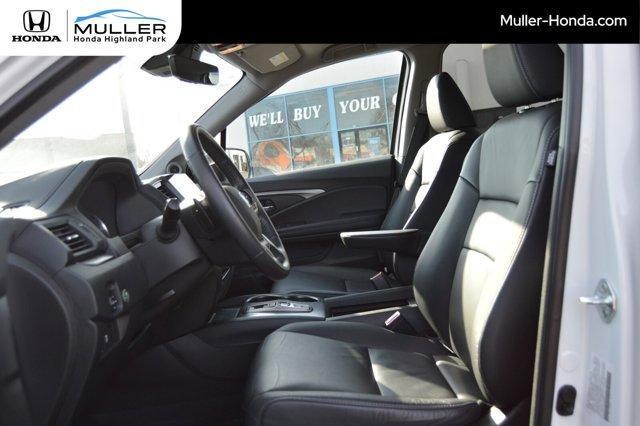 used 2022 Honda Pilot car, priced at $33,994