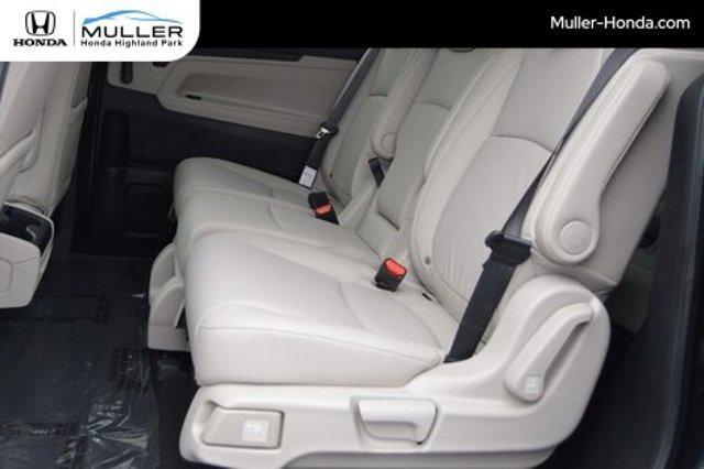 new 2026 Honda Odyssey car, priced at $44,290